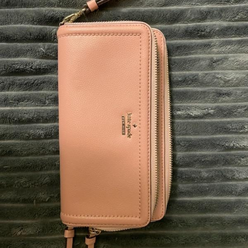 Kate Spade wristlet